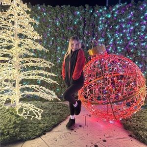 Meet your Posher, Maddie